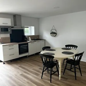  Hébergement de vacances Petite Maison